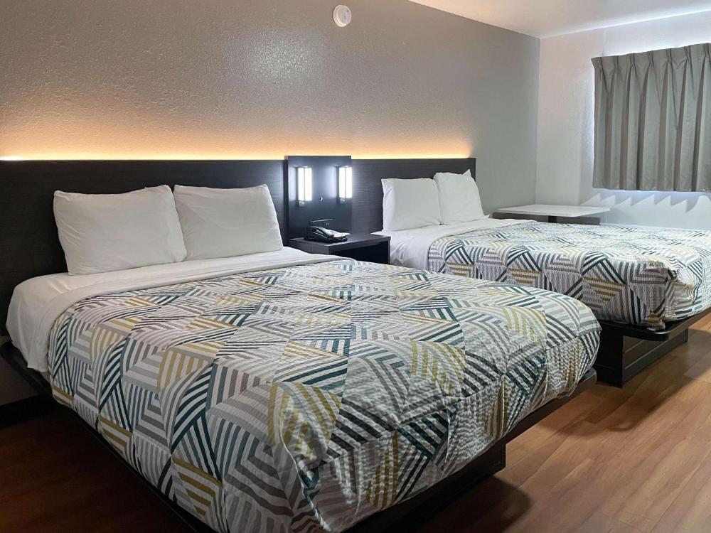 Deluxe Quadruple Room - Smoking interior